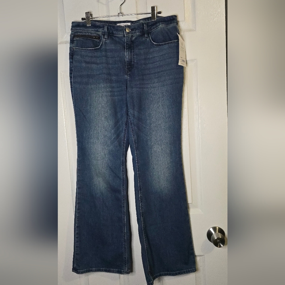 Athleta Women’s Dark Blue Wide Leg Jeans